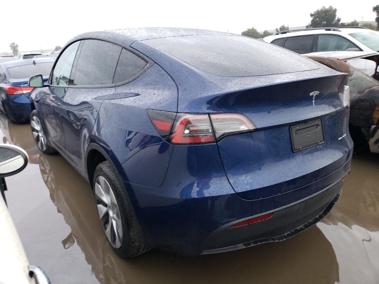 2023 TESLA MODEL Y  VIN:7SAYGDEE5PF875146