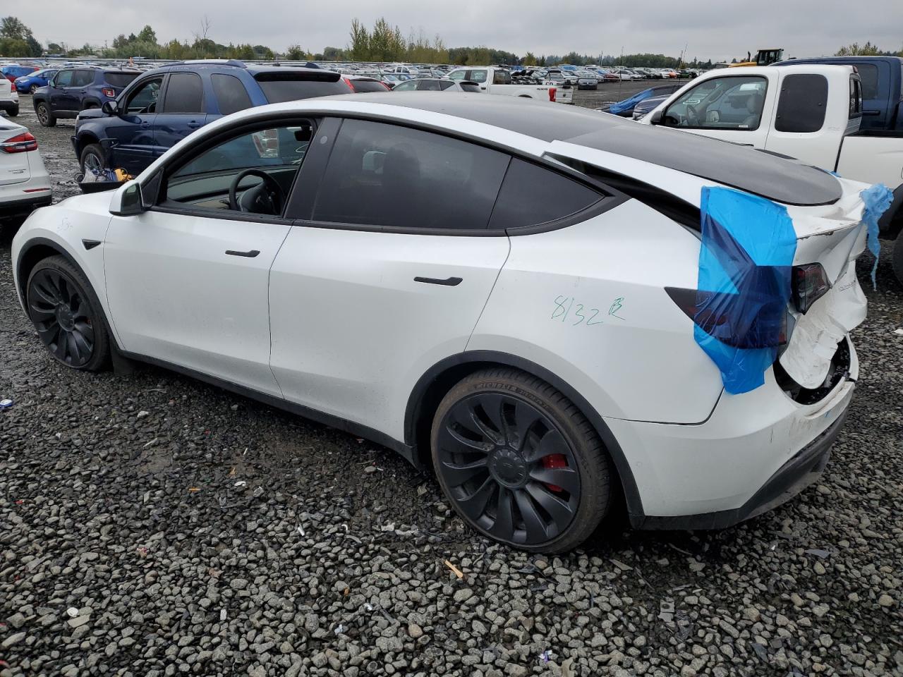 2022 TESLA MODEL Y  VIN:7SAYGDEF5NF539471