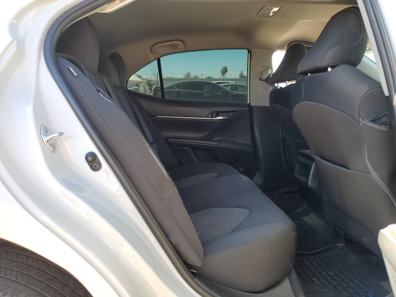 2022 TOYOTA CAMRY LE VIN:4T1C11AK7NU072471