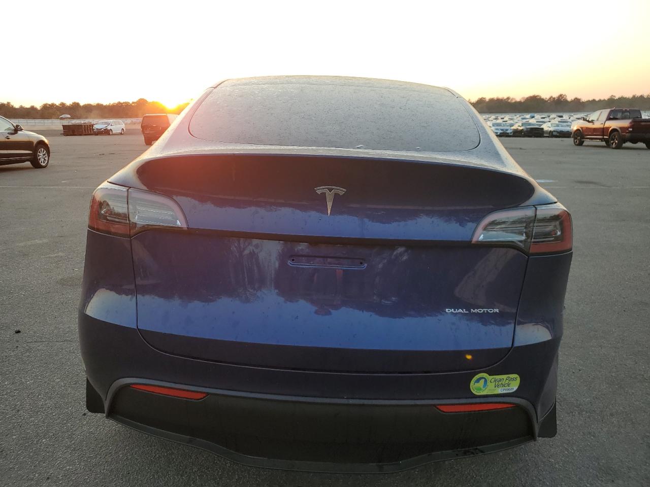 2023 TESLA MODEL Y  VIN:7SAYGDEE6PF754559