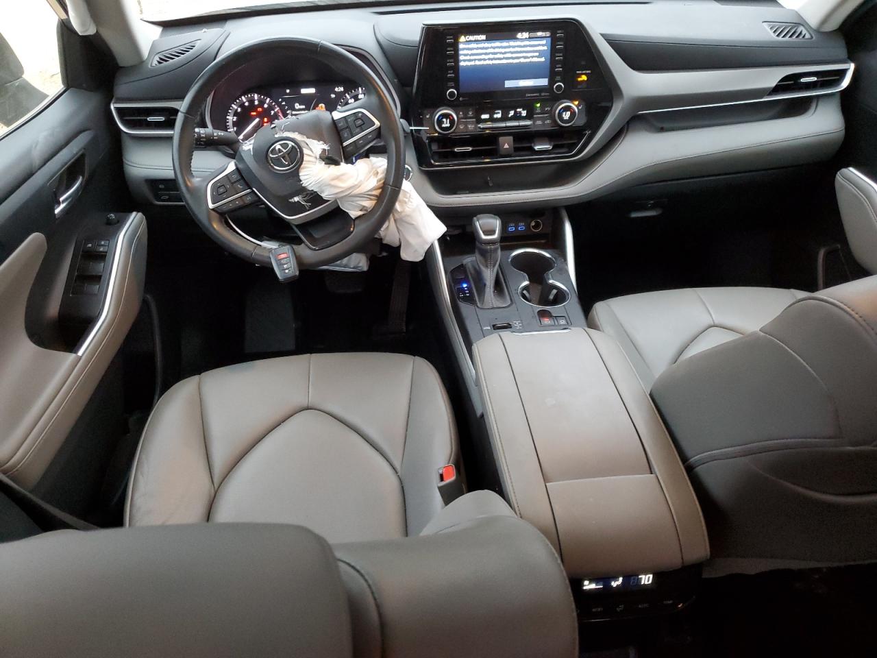 2022 TOYOTA HIGHLANDER XLE VIN:5TDGZRAH7NS115454