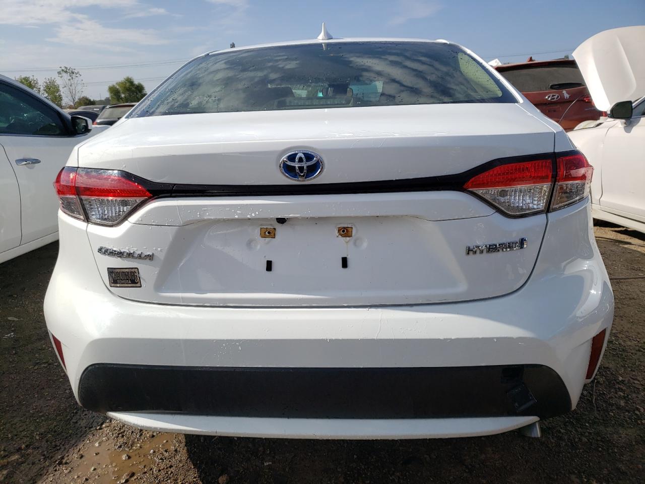 2022 TOYOTA COROLLA LE VIN:JTDEAMDE1NJ040671