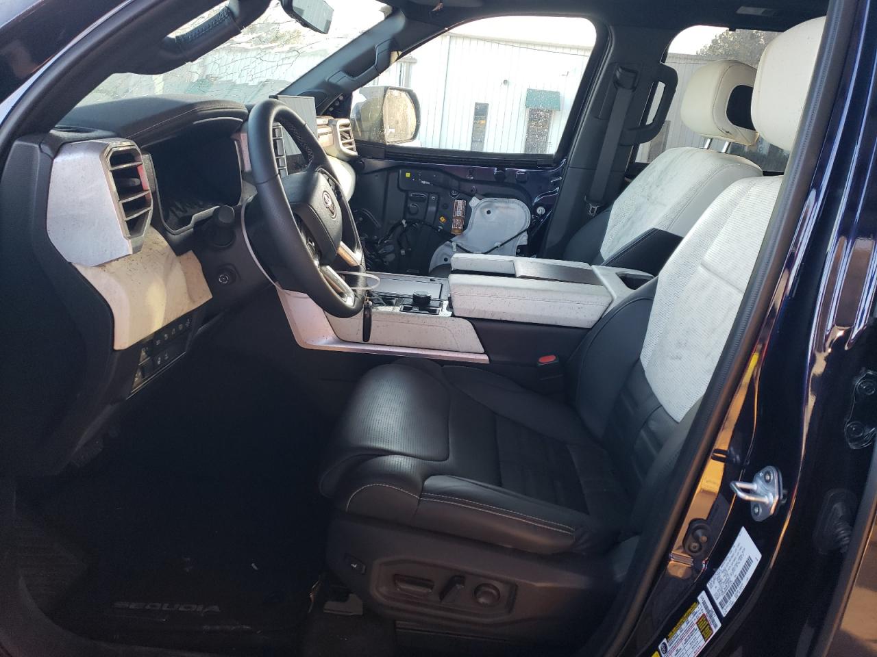 2023 TOYOTA SEQUOIA SR5 VIN:7SVAAABA6PX011279