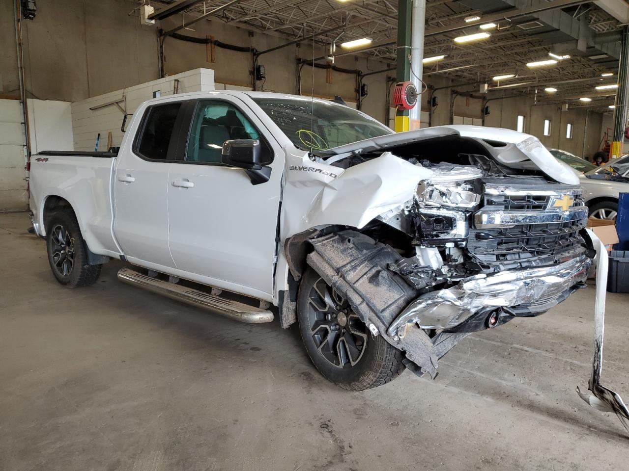 2022 CHEVROLET SILVERADO K1500 LT VIN:1GCRDDEDXNZ544197