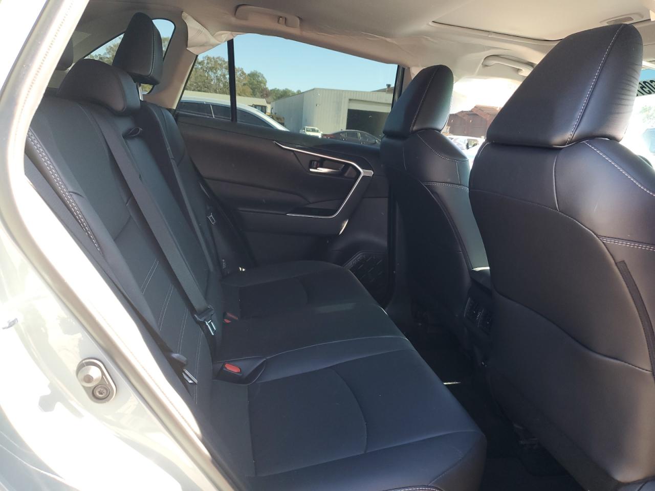 2022 TOYOTA RAV4 XLE PREMIUM VIN:2T3C1RFV4NW228054