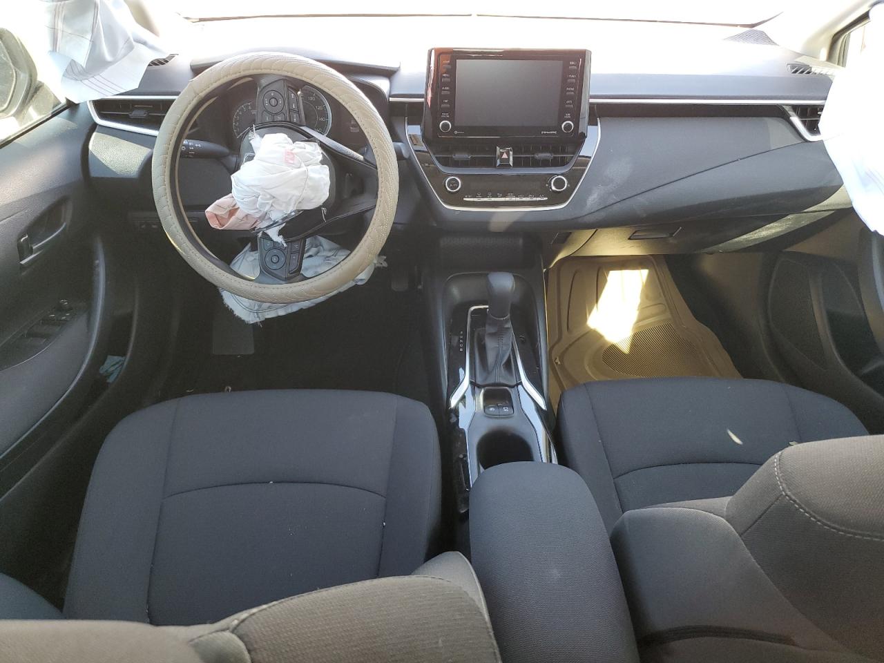 2022 TOYOTA COROLLA LE VIN:JTDEPMAE5N3022830