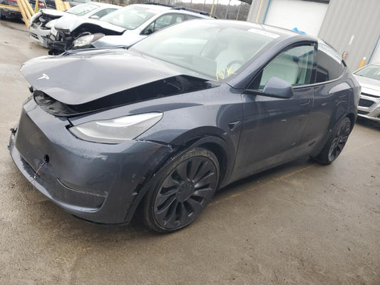 2023 TESLA MODEL Y  VIN:7SAYGDEF7PF895018