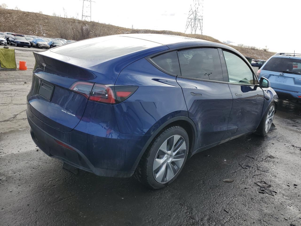 2023 TESLA MODEL Y  VIN:7SAYGDEE7PA121162