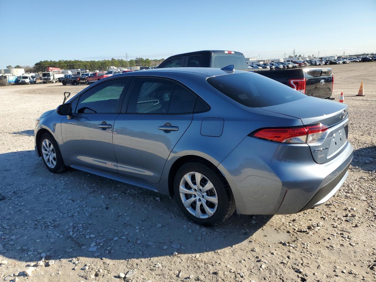 2022 TOYOTA COROLLA LE VIN:5YFEPMAE3NP385537