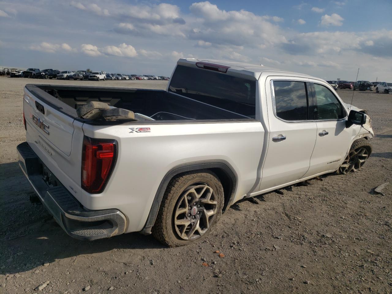 2023 GMC SIERRA K1500 SLT VIN:3GTUUDED5PG120200