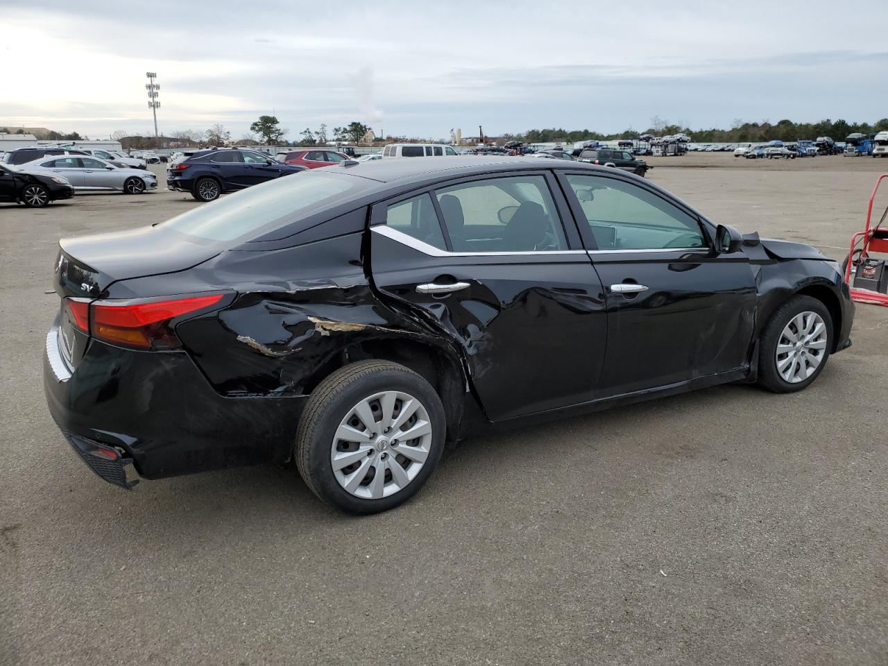2022 NISSAN ALTIMA SV VIN:1N4BL4DV0NN402615