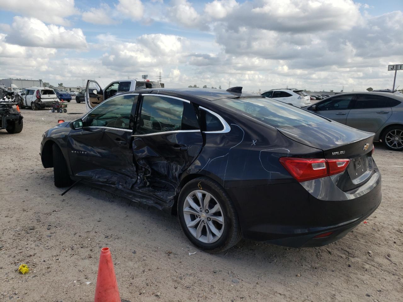 2023 CHEVROLET MALIBU LT VIN:1G1ZD5ST7PF187138