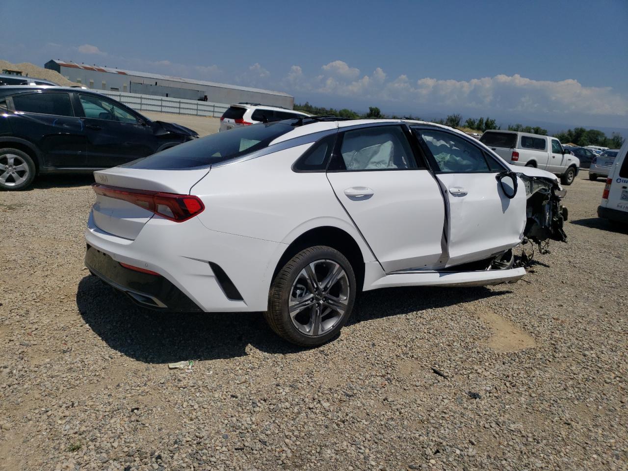 2022 KIA K5 EX VIN:5XXG34J21NG126693