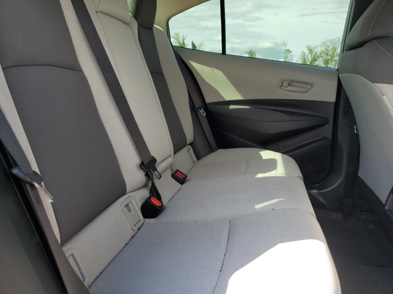 2022 TOYOTA COROLLA LE VIN:5YFEPMAE7NP366778