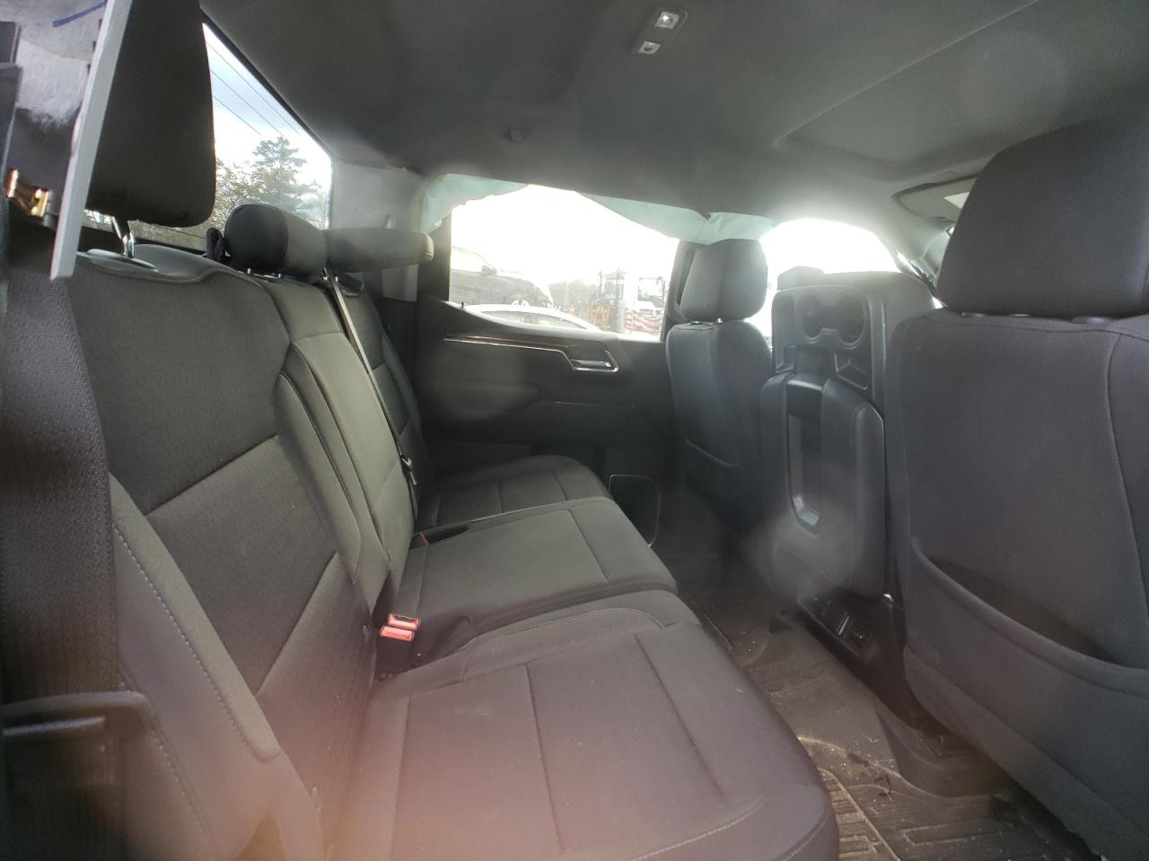 2023 GMC SIERRA K1500 SLE VIN:3GTUUBED9PG132855