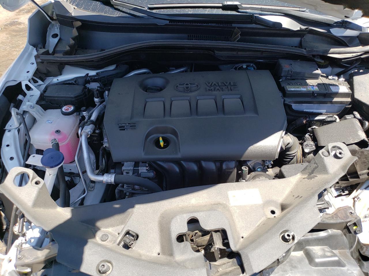 2022 TOYOTA C-HR XLE VIN:NMTKHMBX1NR142637