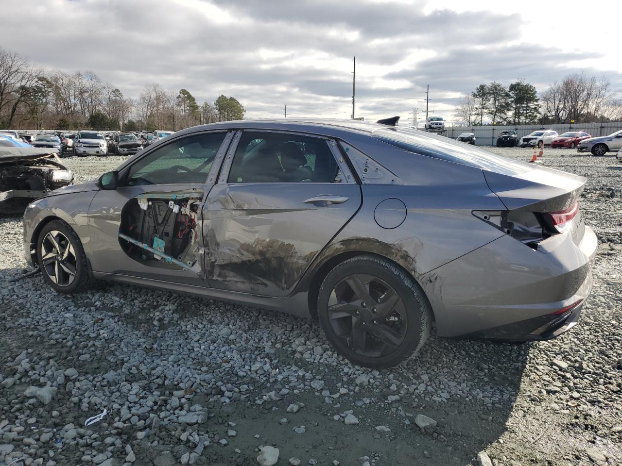 2022 HYUNDAI ELANTRA SEL VIN:KMHLN4AG7NU299175