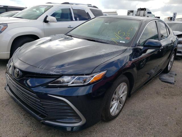 2021 TOYOTA CAMRY LE VIN: 4T1C11AK7MU472402