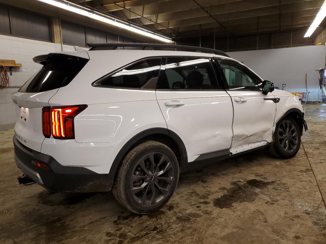 2022 KIA SORENTO SX VIN:5XYRKDLF7NG115480