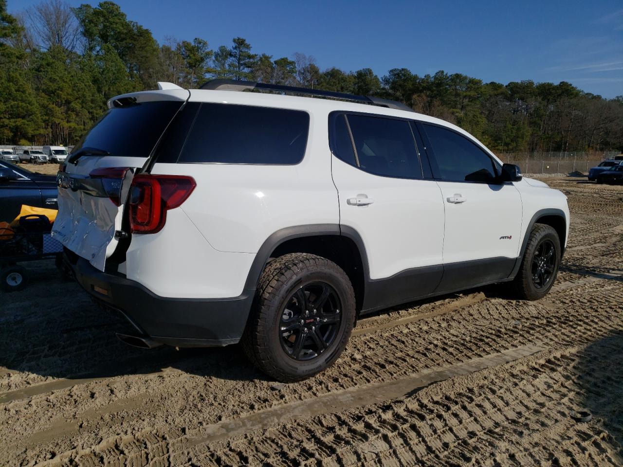 2022 GMC ACADIA AT4 VIN:1GKKNLLS0NZ129629