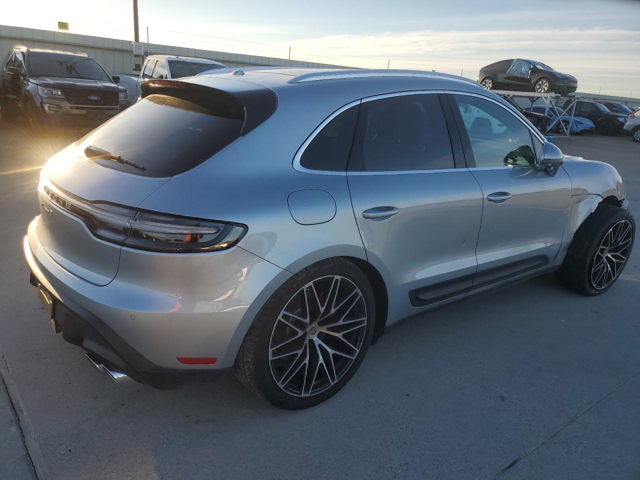 2023 PORSCHE MACAN S VIN:WP1AG2A56PLB38915