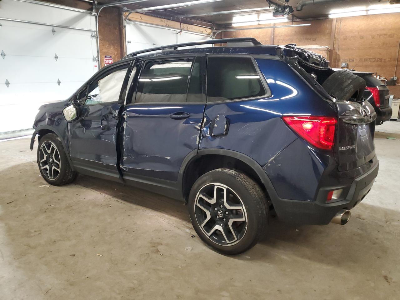 2022 HONDA PASSPORT ELITE VIN:5FNYF8H07NB023885
