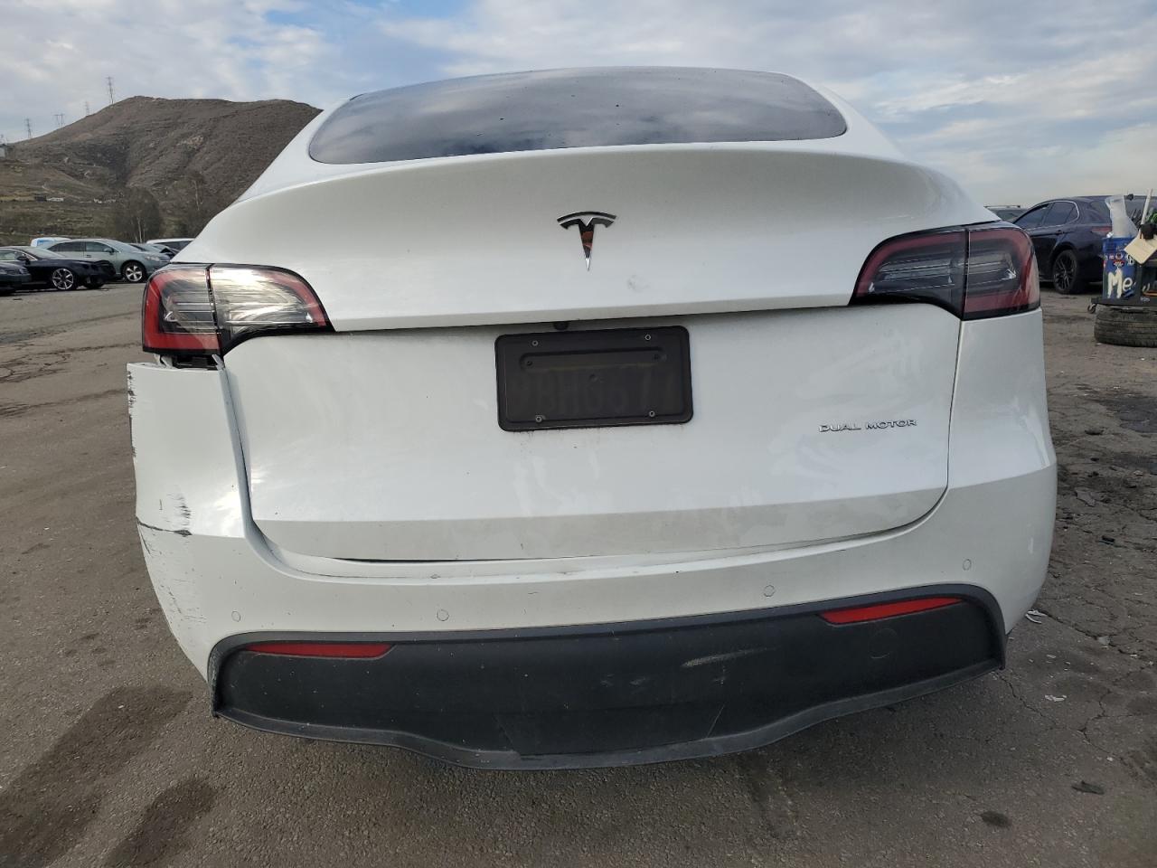 2022 TESLA MODEL Y  VIN:7SAYGDEE6NF424949