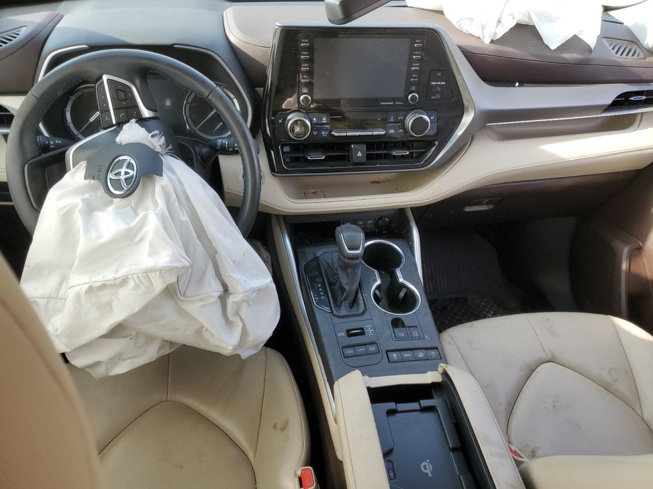 2022 TOYOTA HIGHLANDER XLE VIN:5TDGZRBH4NS166067