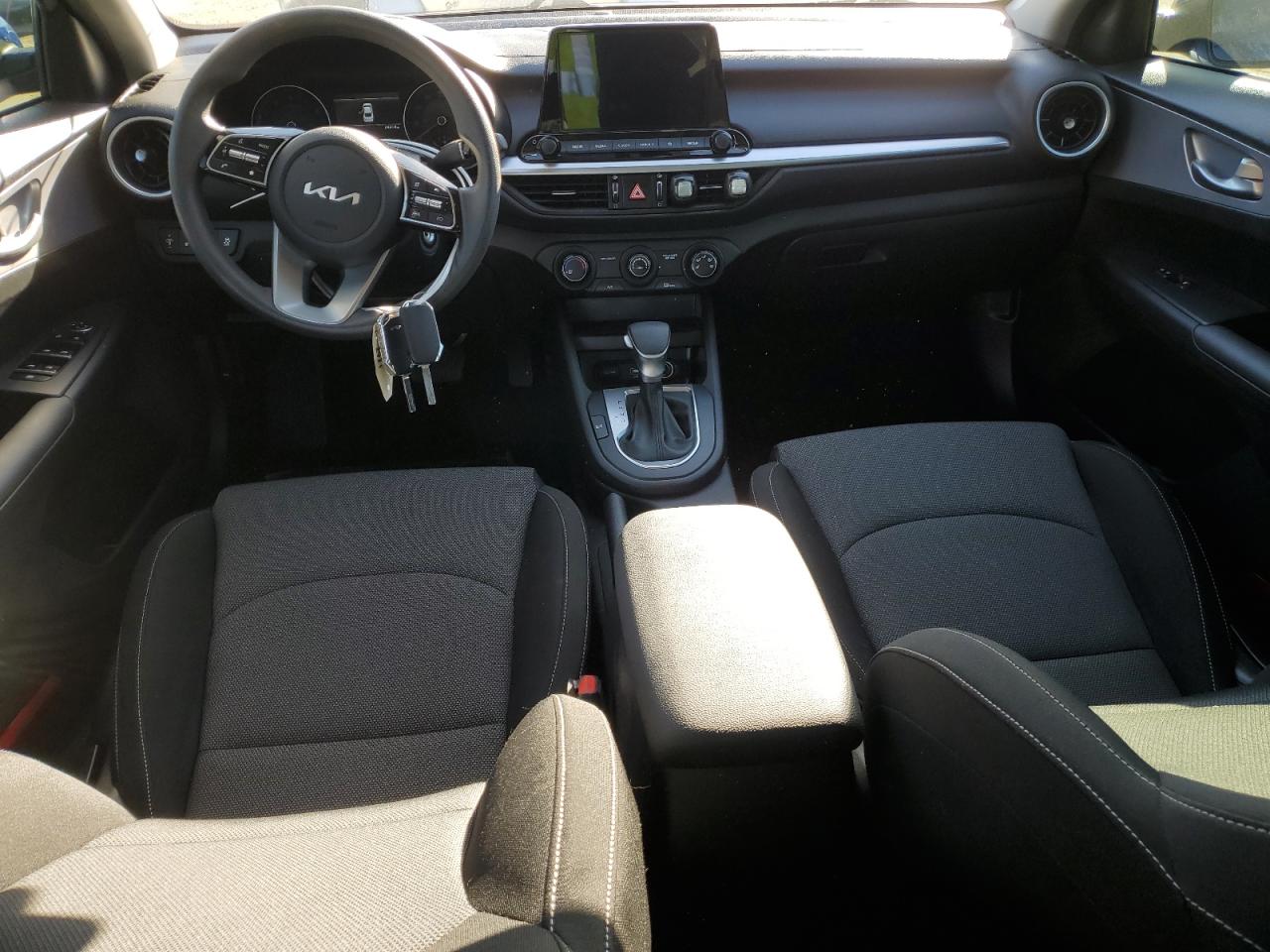 2022 KIA FORTE FE VIN:3KPF24AD0NE467883