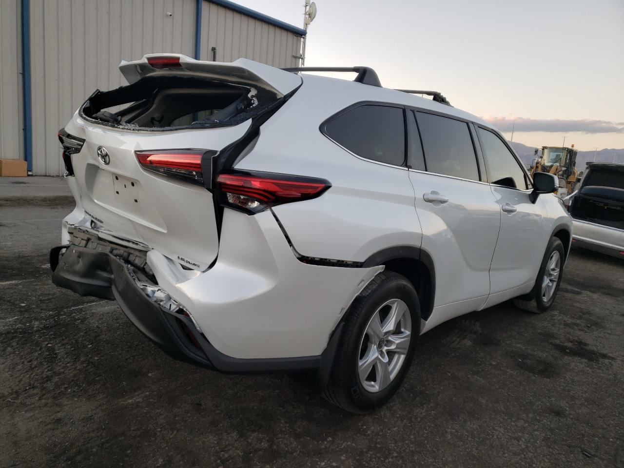 2022 TOYOTA HIGHLANDER L VIN:5TDBZRBHXNS165872