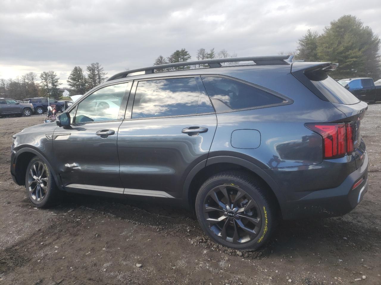 2022 KIA SORENTO SX VIN:5XYRKDLF2NG085045
