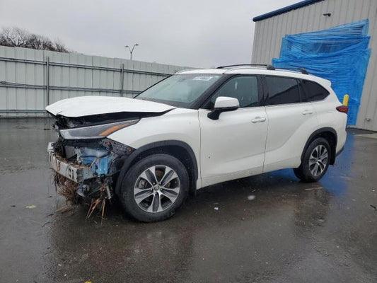 2021 TOYOTA HIGHLANDER XLE VIN: 5TDGZRBH5MS139846