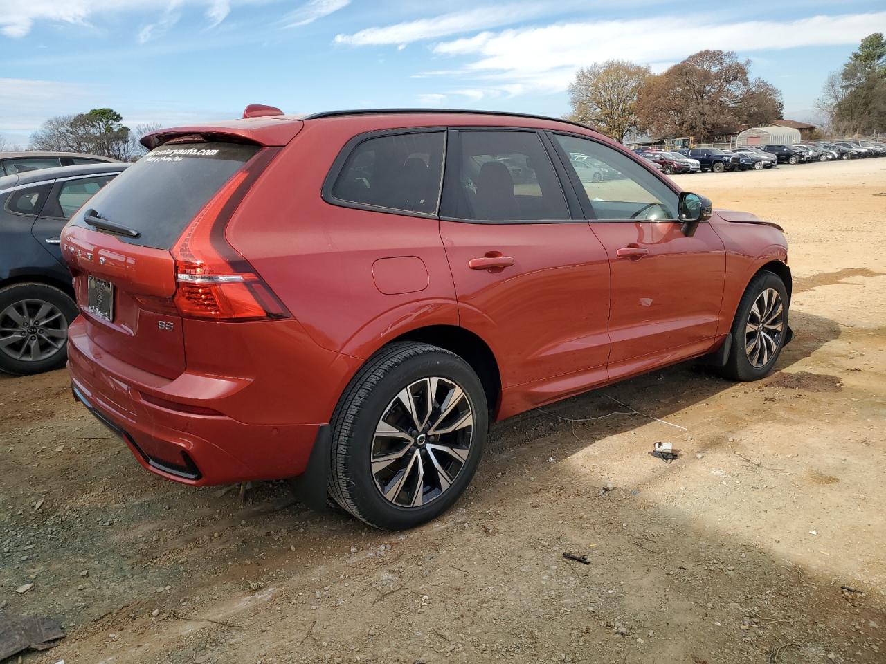 2023 VOLVO XC60 PLUS VIN:YV4L12DWXP1383211