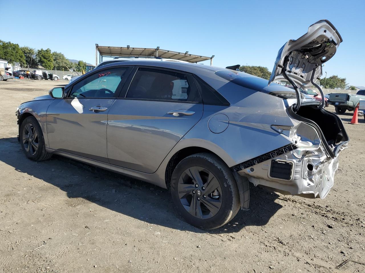 2023 HYUNDAI ELANTRA SEL VIN:KMHLM4AG8PU372821