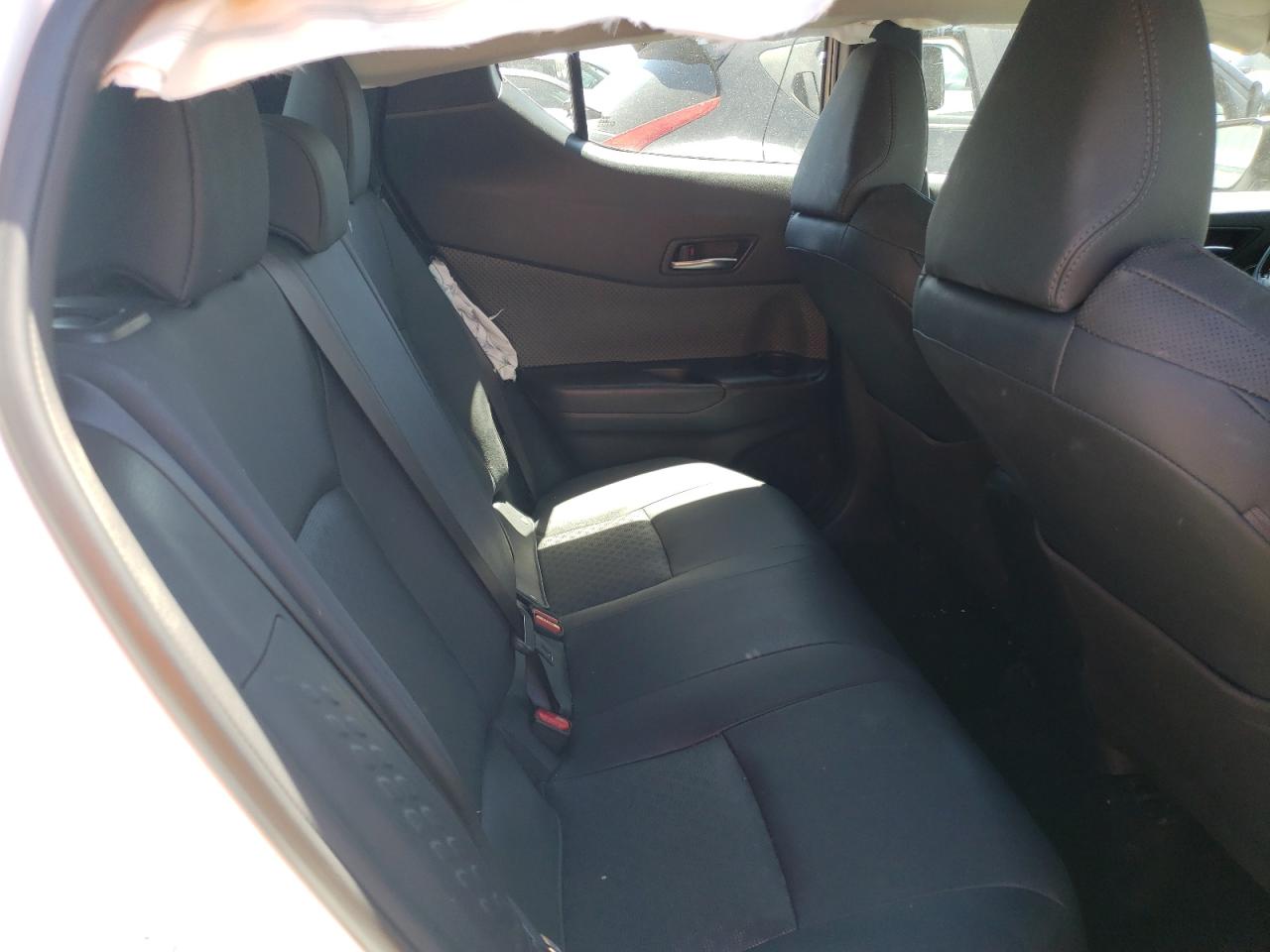 2022 TOYOTA C-HR XLE VIN:NMTKHMBX1NR142637