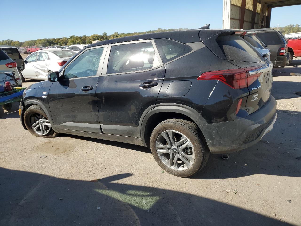 2023 KIA SELTOS LX VIN:KNDEPCAAXP7388348