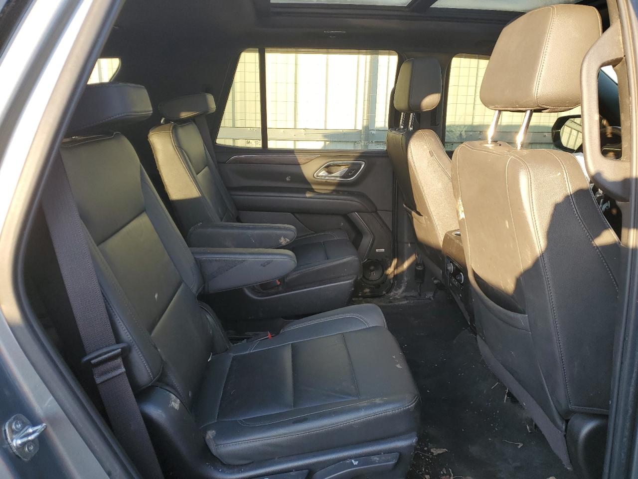 2022 CHEVROLET TAHOE K1500 LT VIN:1GNSKNKD3NR110471