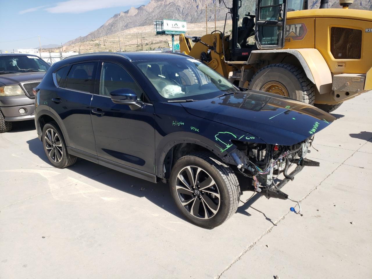 2022 MAZDA CX-5 PREMIUM PLUS VIN:JM3KFBEM8N1592223
