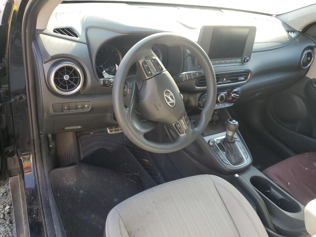 2022 HYUNDAI KONA SEL VIN:KM8K6CABXNU818002