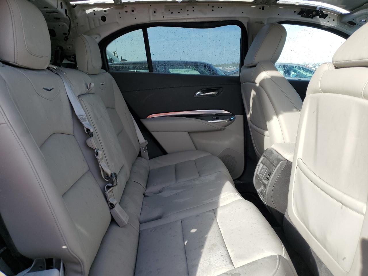 2022 CADILLAC XT4 LUXURY VIN:1GYAZAR45NF137648