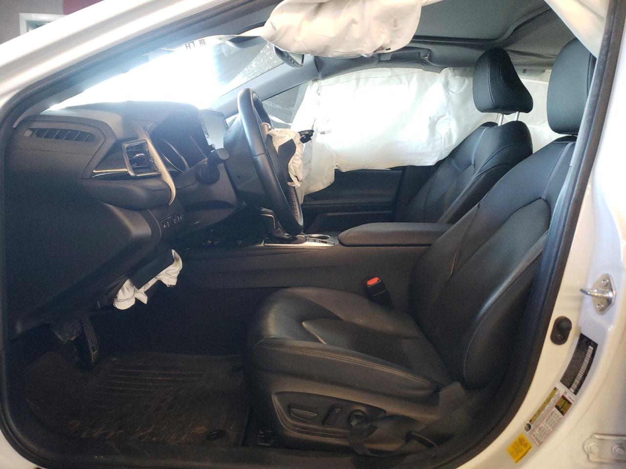 2022 TOYOTA CAMRY XLE VIN:4T1F31AK5NU570191