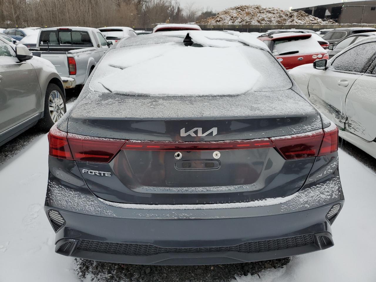 2022 KIA FORTE FE VIN:3KPF24AD9NE495522