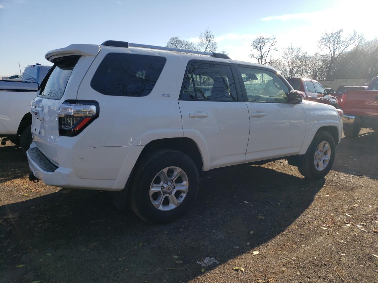 2022 TOYOTA 4RUNNER SR5 VIN:JTEEU5JRXN5252655