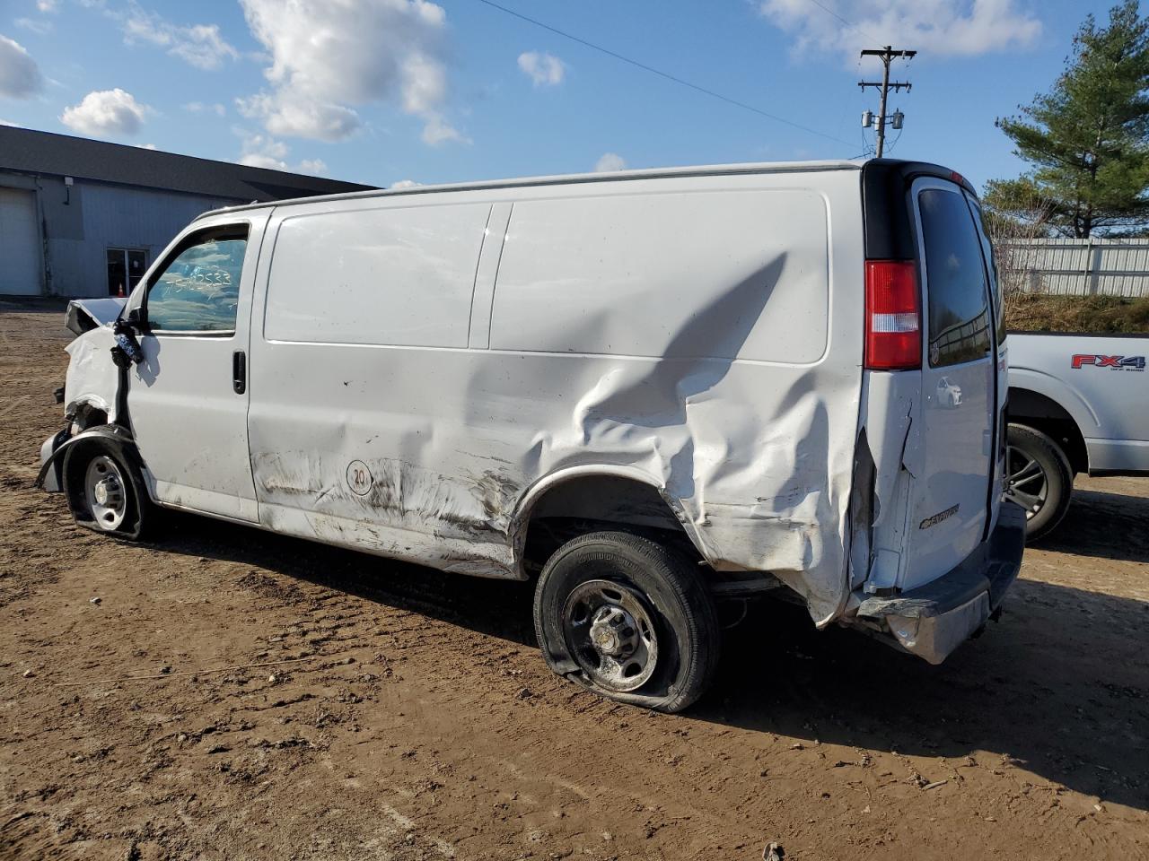 2022 CHEVROLET EXPRESS G2500  VIN:1GCWGAFP7N1175587