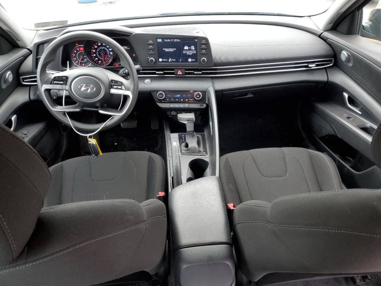 2022 HYUNDAI ELANTRA SEL VIN:5NPLM4AG4NH081177