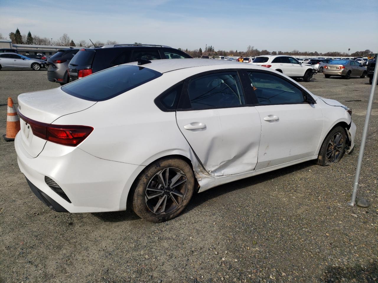 2022 KIA FORTE FE VIN:3KPF24AD1NE440109