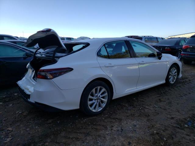 2021 TOYOTA CAMRY LE VIN: 4T1C11AKXMU470286