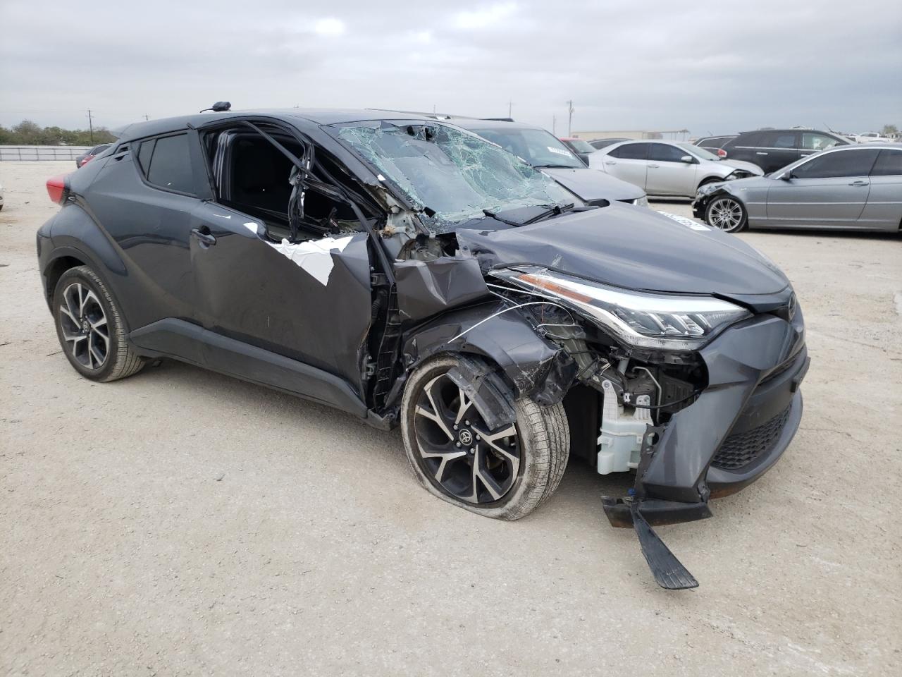 2022 TOYOTA C-HR XLE VIN:NMTKHMBX8NR140772