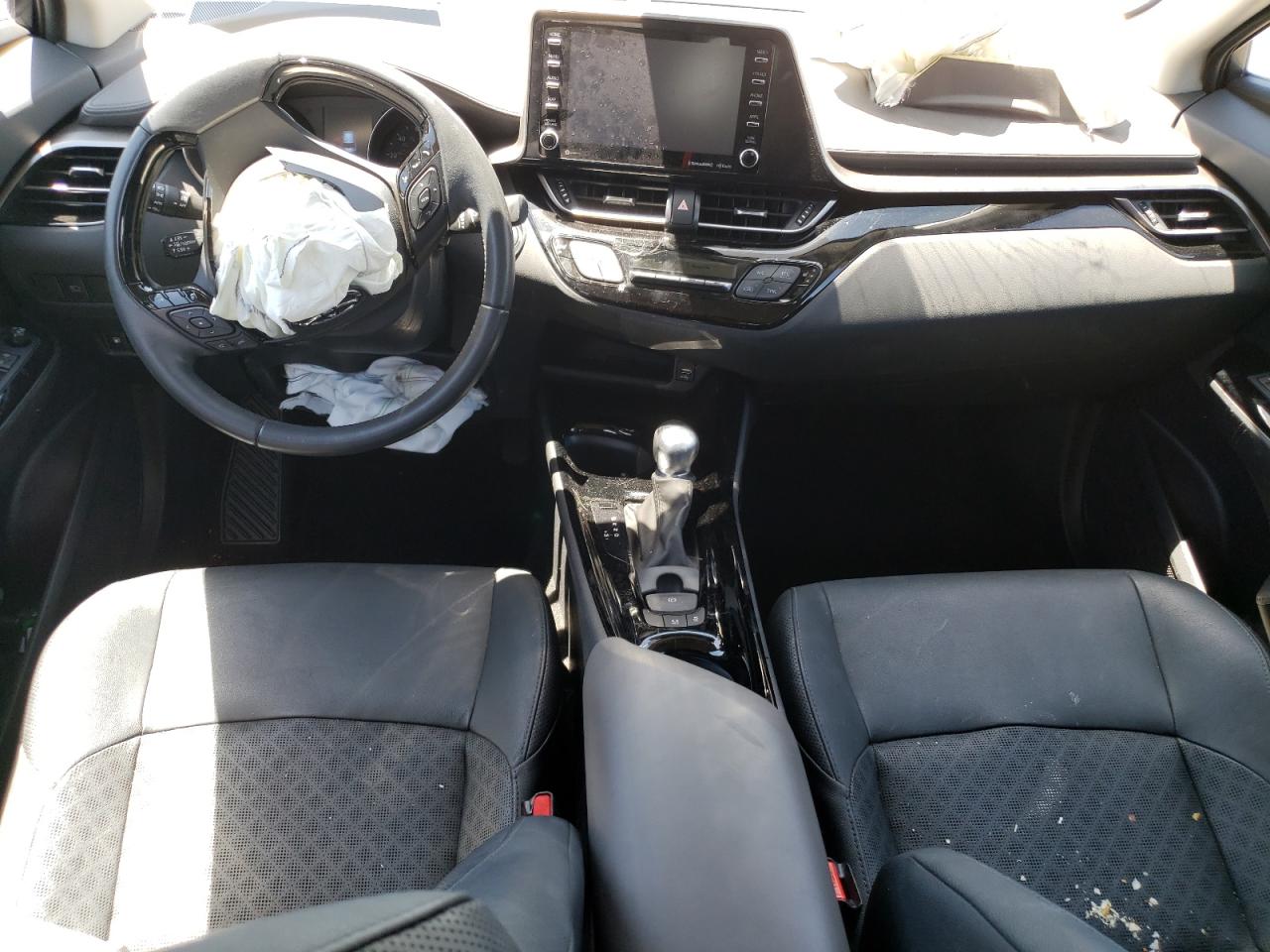 2022 TOYOTA C-HR XLE VIN:NMTKHMBX1NR142637