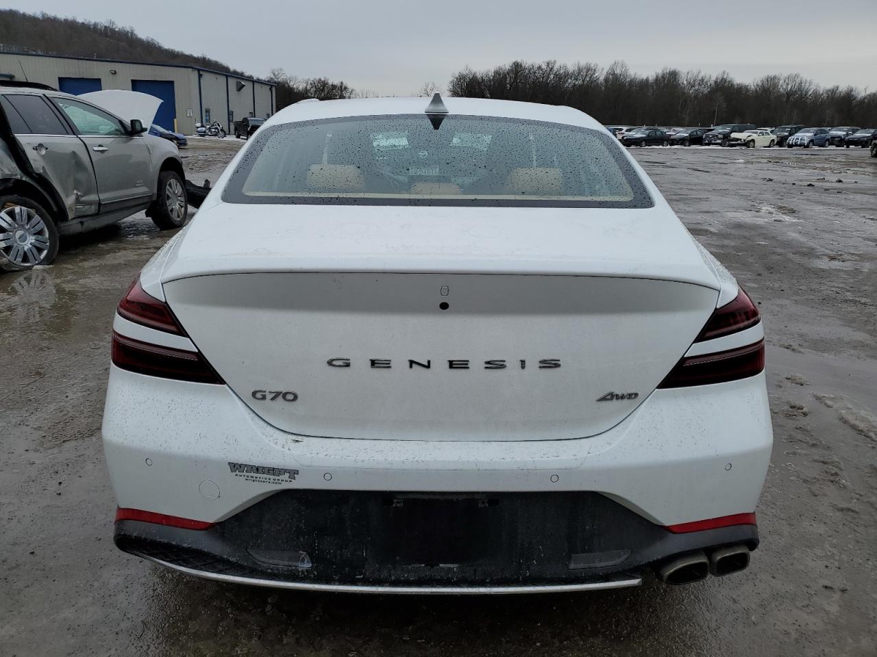 2022 GENESIS G70 BASE VIN:KMTG34TA1NU087961